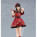 上坂すみれさんが、声優初のfigma化！本人を全身スキャン、「台本」「酒瓶」等の付属パーツで多彩なアクションを徹底再現