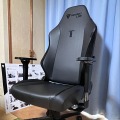 ゲーミングチェア「Secretlab」で部屋を“グリーン車”にしよう！酷使されがちなゲーマーの身体の強い味方「メモリーフォームランバーピロー」とは