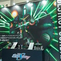 「HG デストロイガンダム」待望のガンプラ化！全高約390mmもの大迫力、一斉発射再現用の大量ビームエフェクトも圧巻