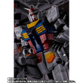 DX超合金「RX-78F00 GUNDAM」がガンダムファクトリー横浜にて数量限定で販売！全高約370mm、音と光の演出と共に“動くガンダム”を忠実に再現