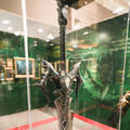 目指したのは美術館のようなクオリティ！『リネージュW』×佐賀県コラボ企画展の原寸サイズ「執行剣」がド迫力だった…