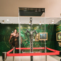 目指したのは美術館のようなクオリティ！『リネージュW』×佐賀県コラボ企画展の原寸サイズ「執行剣」がド迫力だった…