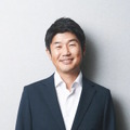 カバーの愛されCEO・YAGOO氏が美少年になる―黒縁メガネが似合う“イケメンアバター”に、ホロメンたちも困惑や大爆笑