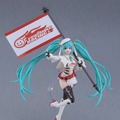 ムチムチの太ももが眩しい！トリダモノ氏デザインの初音ミク「PLAMATEA レーシングミク 2023Ver.」が再販