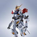 「ガンダムバルバトスルプス」が“魂ストア限定仕様”でMETAL ROBOT魂化！セット内容を改め、台座デザインも一新