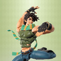 「ジョジョ」の象徴的ポーズと力強い筋肉を両立！「ジョセフ・ジョースター」がアクションフィギュア化ーワイヤー入りマフラーで流れるような動きを演出