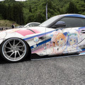 「SPY×FAMILY」「フリーレン」「リコリス」から懐かしの「Angel Beats!」まで！奥伊吹に集った人気アニメの痛車まとめ【ARCChampionship 2025フォトレポ】