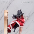 スラリと伸びた美脚から目が離せない！『アークナイツ』より深紅のマントを纏った「血掟テキサス」が立体化