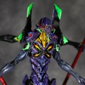 大迫力の全高約47cm！「エヴァQ」より「エヴァンゲリオン 第13号機」が立体化ー2本腕（通常形態）と4本腕（暴走形態）をパーツ差し替えにより再現