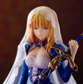 聖剣を抱えた姿が神々しい……！『Fate/stay night』原点の物語「Garden of Avalon」より、セイバーがスケールフィギュア化