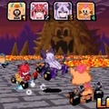 vaultroomがホロライブ「ラプラス・ダークネス」、CR「赤見かるび」とコラボ！映像では2人が色々なレトロゲームで競い合う