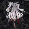 悪戯っぽく微笑む口元から舌先がチラリ…『アズレン』より「プリンツ・オイゲン：この夜に酔いしれ」フィギュアがクールでミステリアス