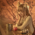 ホロ「狼と香辛料」／まゆろん（X：@mayu_ronne）、撮影：相鏡（X：@i_kyo_com）