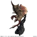 『モンハン』2010年発売のリオレウス/リオレイア フィギュアがリニューアル！進化したゲームモデルを元に新たな解釈を加える