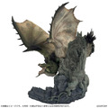 『モンハン』2010年発売のリオレウス/リオレイア フィギュアがリニューアル！進化したゲームモデルを元に新たな解釈を加える