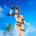 「kson」水着フィギュアが大迫力！挑発するような表情とやんちゃなポージングで魅力を表現