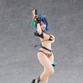 「kson」水着フィギュアが大迫力！挑発するような表情とやんちゃなポージングで魅力を表現