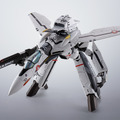 「マクロスゼロ」より、若き日のロイ・フォッカーが駆る「VF-0S」が最強装備で再登場！シリーズお馴染みの三段変形もバッチリ