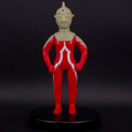 懐かしさ漂う昭和レトロカラー！「ウルトラセブン」人気キャラクターのフィギュア全5種ラインナップーメトロン星人は“ちゃぶ台”が付属