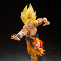 “クリリンのことかー!!!!!”「ドラゴンボールZ」より「スーパーサイヤ人孫悟空」アクションフィギュアが再販！かめはめ波用エフェクトパーツも同梱