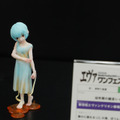 綾波レイ、アスカの大型造形物も！「エヴァワンフェス」珠玉の作品が大集結、放送30周年を記念した特別コラボ企画の様子をお届け【WF2025夏】