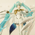 ホロライブ・フワモコやゲーマーズ等身大フィギュアの可愛さが無限大！「ミクxガンダムW」コラボなど「ワンフェス」を電脳アイドルが彩る【WF2025夏】