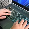 最新技術で研ぎ澄まされた名刀「MSI Katana 15HX B14Wシリーズ」を極めるために居合抜刀の達人に教えを乞う…“優れたゲーミングノート”と“優れた刀”は似ているのだ！