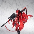 鍛え抜かれた腹筋に注目…！『勝利の女神：NIKKE』より「レッドフード」が専用ライフル「ウルフスベイン」を携えて立体化