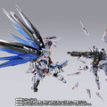 「METAL BUILD プロヴィデンスガンダム」がイベント記念商品として再降臨！ドラグーンの猛攻を演出する「ターレット型新規支柱」を追加した豪華版