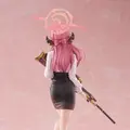 スカートからのぞく太もも！『ブルアカ』アルがフィギュア化ーニコッと笑った差し替え表情パーツなど、クールな「アウトロー」の魅力を表現