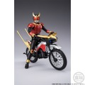 「仮面ライダークウガ」25周年記念としてマイティフォーム姿で立体化―愛機「トライチェイサー2000」も同梱