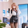 ムチムチの太ももとタイツに視線が…『勝利の女神：NIKKE』エマがコスチューム「オフィスセラピー」姿でフィギュア化