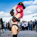 マスト：ロマンチックメイド『勝利の女神:NIKKE』／鶴葵（X：@tsuru_Cosplay、Instagram：tsuru_cos_aoi）