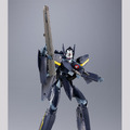 「マクロス7」ガムリン木崎が駆る「ステルスバルキリー」をDX超合金で立体化！ステルス性重視の機体形状、ファイター形態での薄さを再現