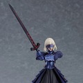 『Fate』シリーズより「セイバーオルタ」「“赤”のセイバー」の可動フィギュアが再販へ―艶やかな甲冑の光沢が映える