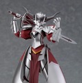 『Fate』シリーズより「セイバーオルタ」「“赤”のセイバー」の可動フィギュアが再販へ―艶やかな甲冑の光沢が映える