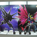 「HG ストフリ弐式」に「サンドロック改」、ガンダム45周年の「初音ミク×ダブルオーガンダム」フィギュアまで新作目白押し！【イベントレポート】