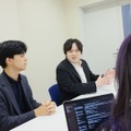 難解な局面を親切&分かりやすく伝えるテク―『シャドバ』公式大会でお馴染みの解説陣「まる」×「海老原」が語るこだわりと、配信がもっと楽しくなる裏側