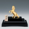 お値段はなんと5,500万円！？「大谷翔平」が等身大黄金像として札幌に凱旋ー約3,000万円の“二刀流”純金製フィギュア販売も