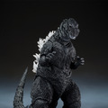 「ゴジラ」1954、2014アクションフィギュアが再登場！映画公開当時のポスターを再現したペーパークラフト付き