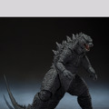 「ゴジラ」1954、2014アクションフィギュアが再登場！映画公開当時のポスターを再現したペーパークラフト付き