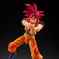 「ドラゴンボール超」より「超サイヤ人ゴッド孫悟空」アクションフィギュアが2バージョンで展開！3種の交換用表情パーツで様々なシーンを演出