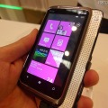 HTC Surroundはスライド式のスピーカーを搭載 HTC Surroundはスライド式のスピーカーを搭載