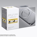 新型PSP：正式発売日は10月16日、価格は19,800円