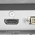 入力端子はDVI-D 24ピン×1とHDMI×2。PCゲームはもちろん、コンシューマーゲームのモニターにも