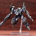 『ACVD』のブルー・マグノリア乗機「R.I.P.3/M」をプラモデル化、武器やパーツを組み替えてカスタマイズ可能