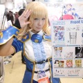 【レポート】「コミケ89」企業ブースのコスプレイヤー写真を一挙130枚！胸元の空いたコスプレイヤーも