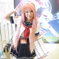 【レポート】「コミケ89」企業ブースのコスプレイヤー写真を一挙130枚！胸元の空いたコスプレイヤーも