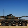 国際的には「装輪戦車」に分類される。タイヤは合計で8輪。