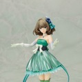 フィギュア「高垣楓 -はじまりの場所-」発売決定、アニメで登場したアイドル衣装で立体化